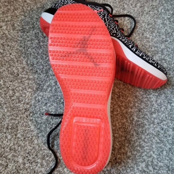 SOLD Nike Jordan Retro Training Elephant Print - Picture 6 of 6